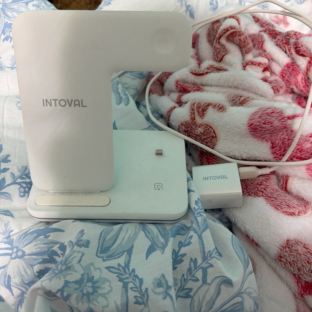 Intoval White Charging Dock
